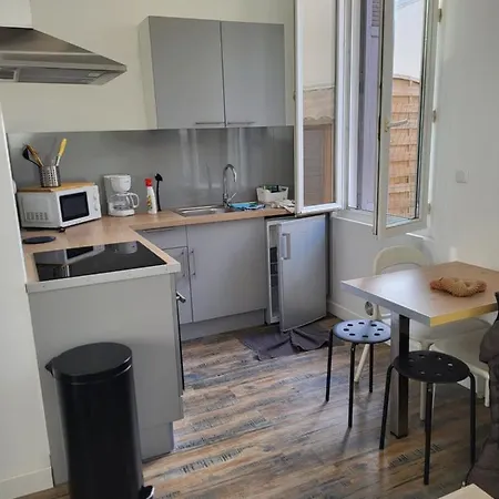 Rdj Centre Gare Et Plages Apartment *